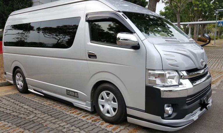 Travel Together, Stress-Free: Why Minibus Rental is the Ideal Choice in Singapore