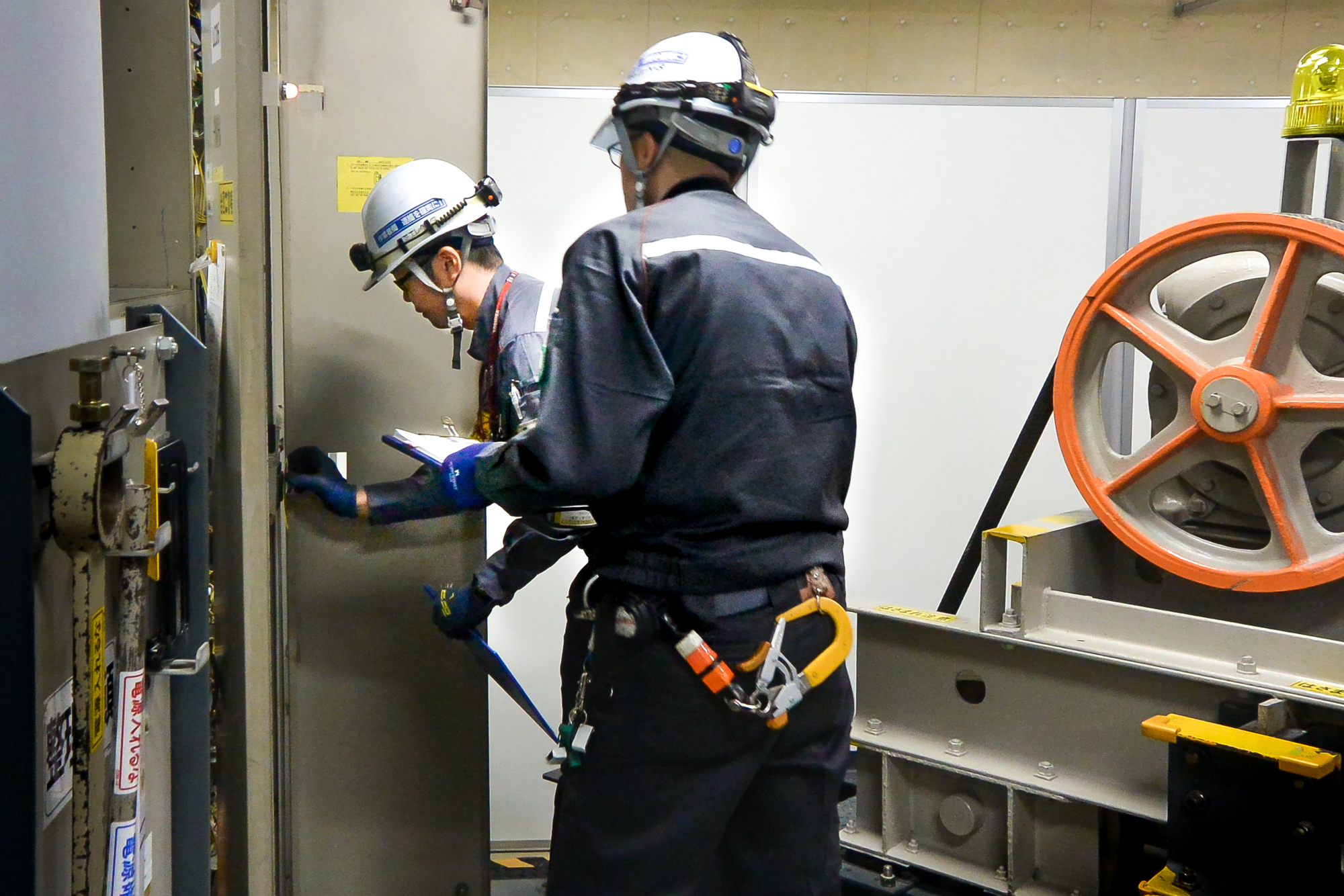 elevator service and maintenance